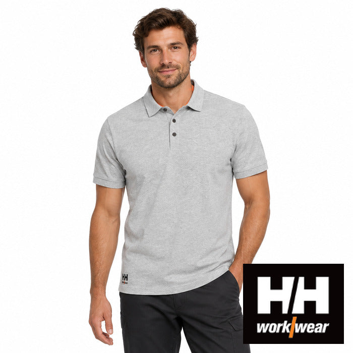 Evo Polo - model wearing the grey melange Helly Hansen Evo polo